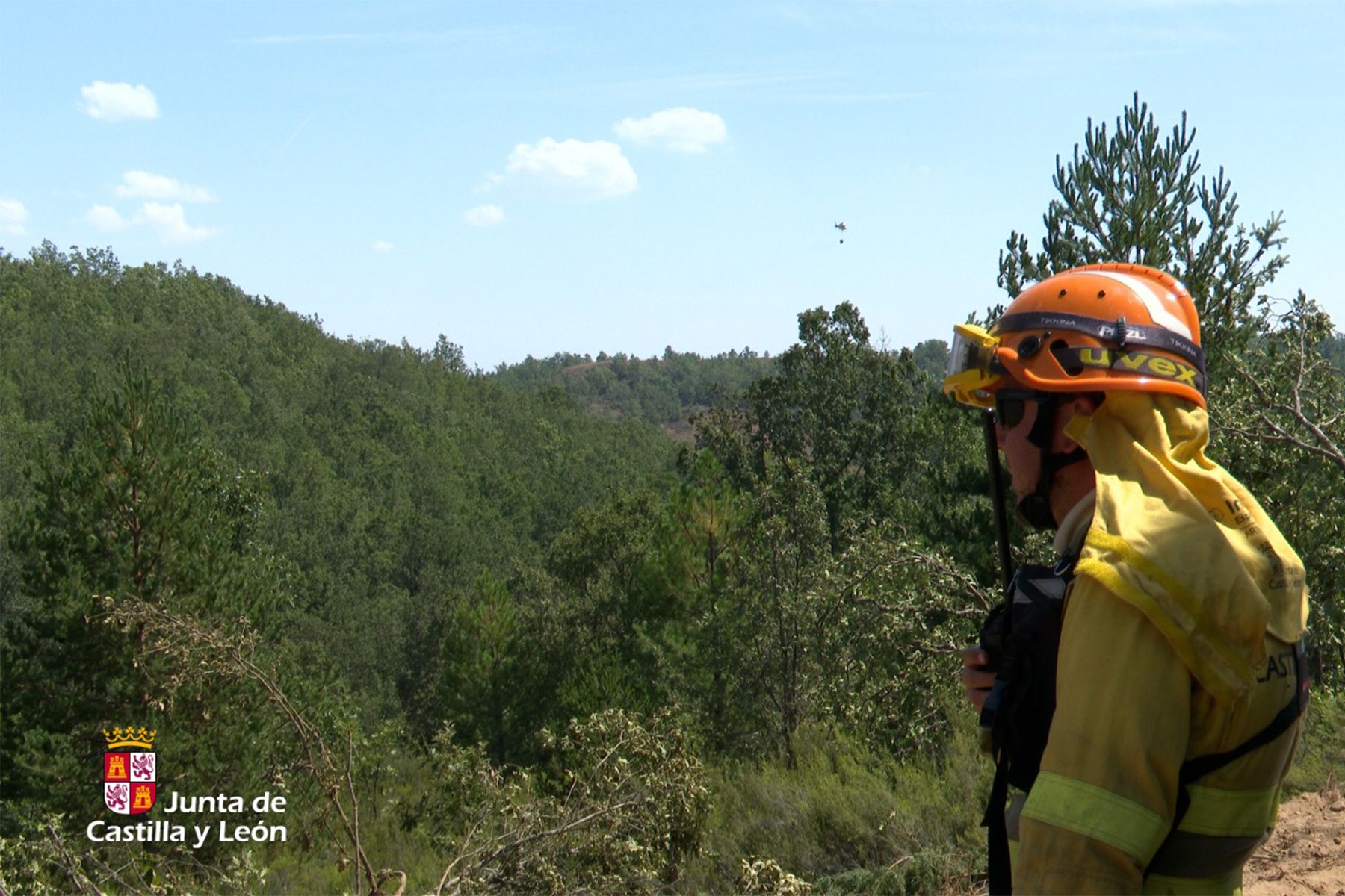 La Junta declara estabilizado el incendio de San Bartolomé de Rueda