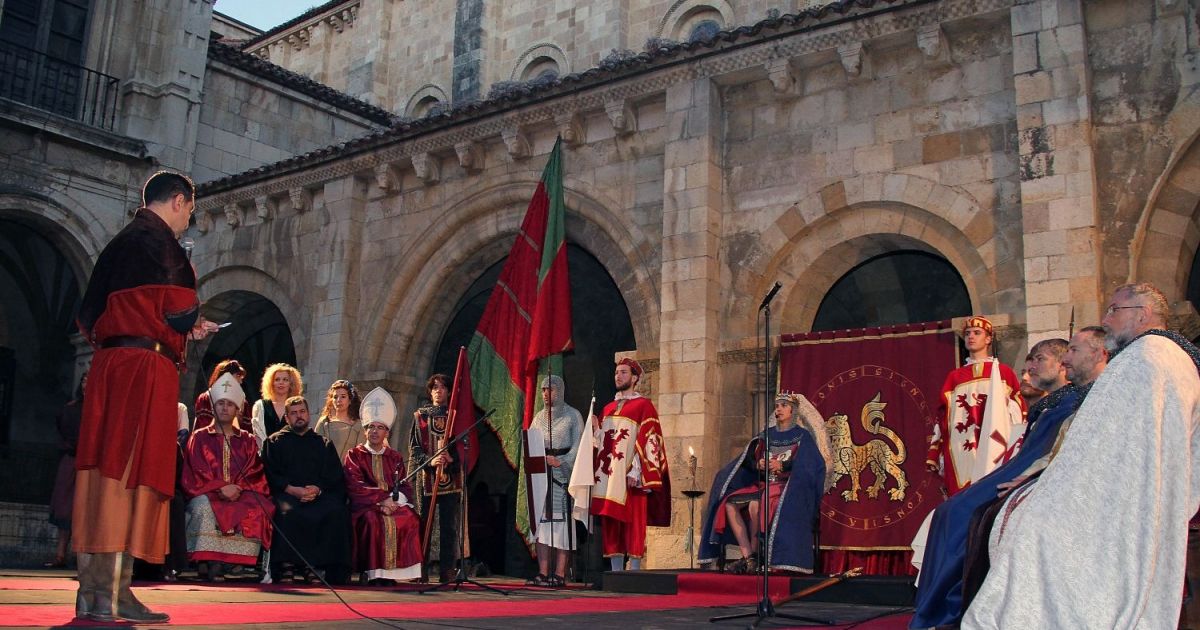 León recreará el 25 de mayo las Cortes Leonesas de 1188 con Al alba