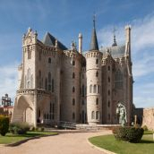 PALACIO DE GAUDI
