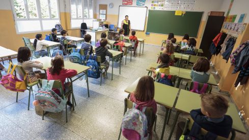 La Bañeza aumenta un 25% las ayudas para libros de texto y material escolar