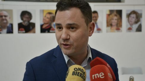 El secretario provincial del PSOE de León, Javier Alfonso Cendón