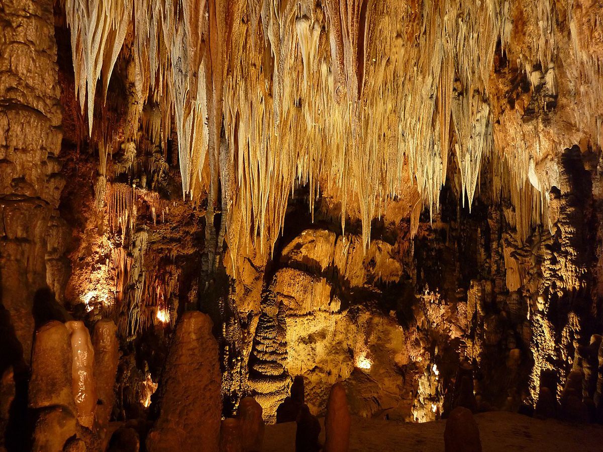 cueva valporquero