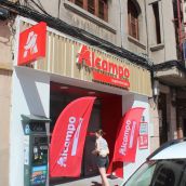 Supermercado de Alcampo ubiacado en el número 16 de la calle Santa Nonia, León
