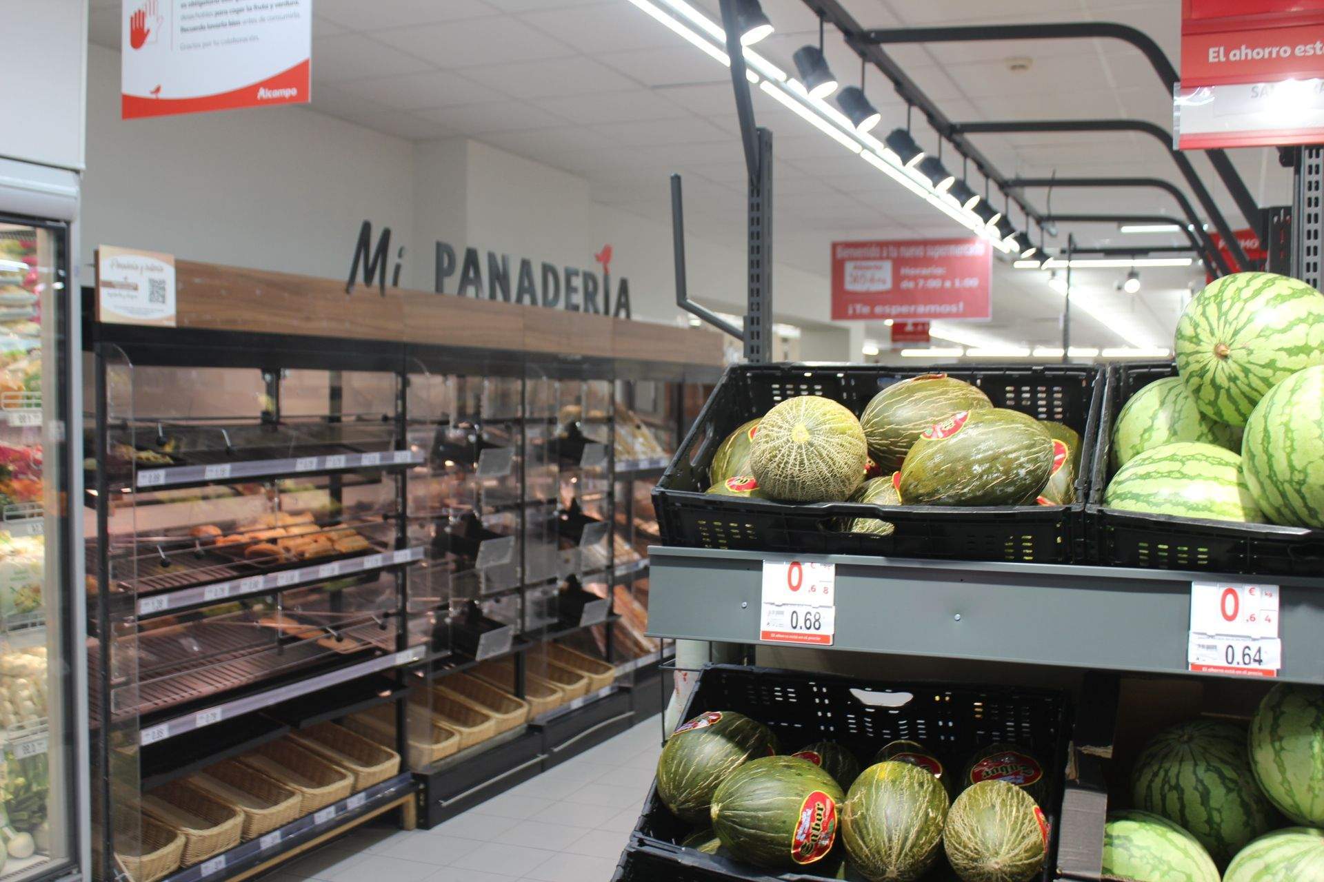 Supermercado Alcampo en la calle Santa Nonia de León