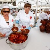Imagen de una edición pasada de la tradicional Alubiada celebrada en La Bañeza 