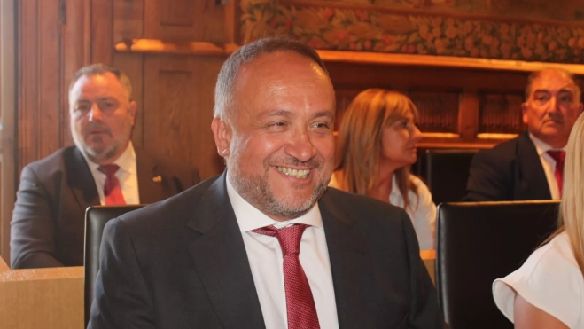 Courel antes del pleno Courel antes del pleno