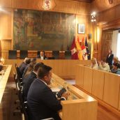 Pleno extraordinario de la Diputación de León celebrado por la renuncia de Eduardo Morán a su cargo como diputado