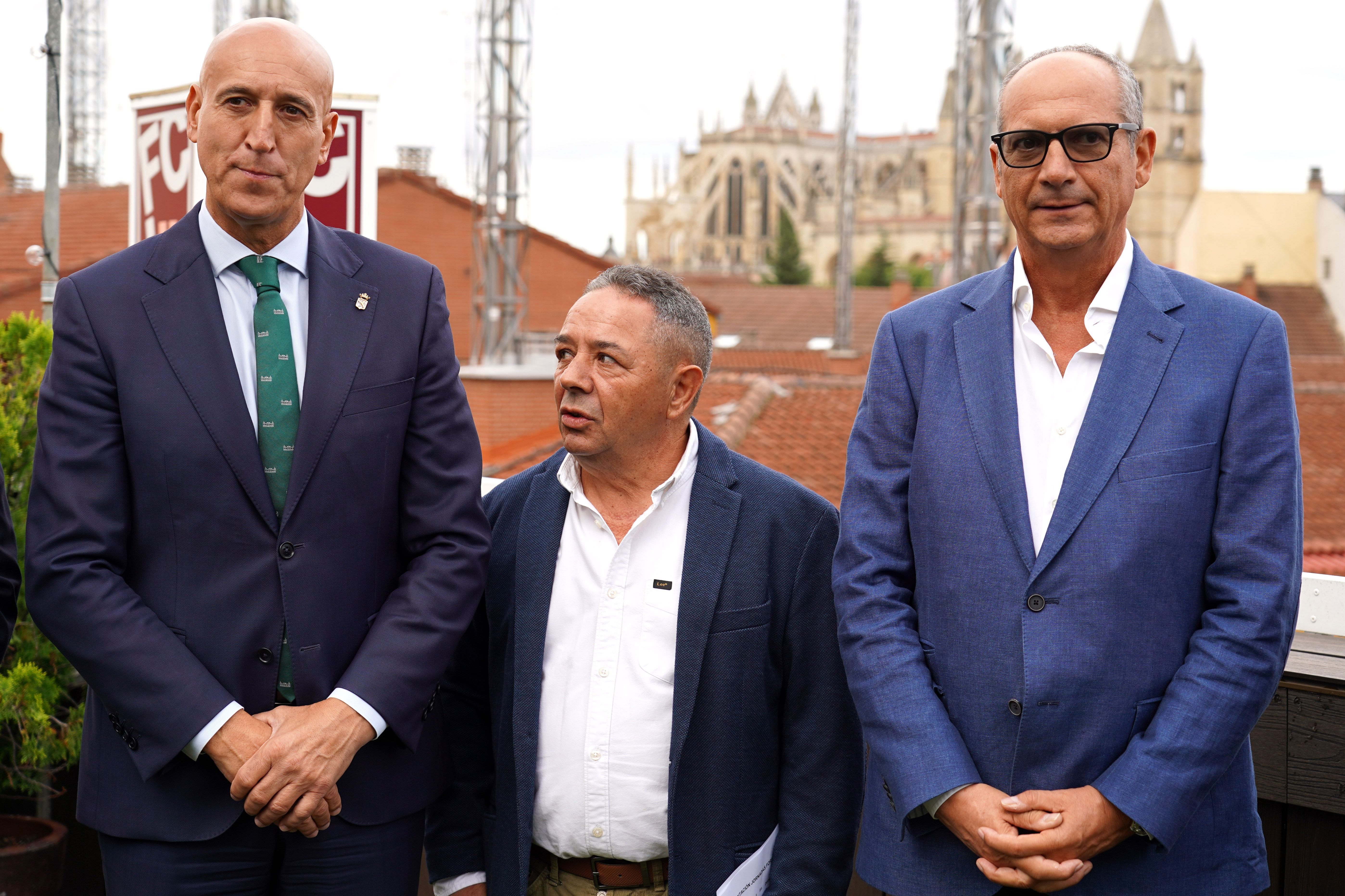 José Antonio Diez, Agustín Marcos y Lorenzo Almendro tras la jornada de formación de delegados del CSIF