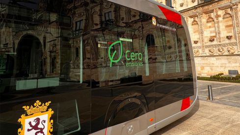 El Ayuntamiento de León asume el 30% del descuento en los abonos para mantener tarifas reducidas