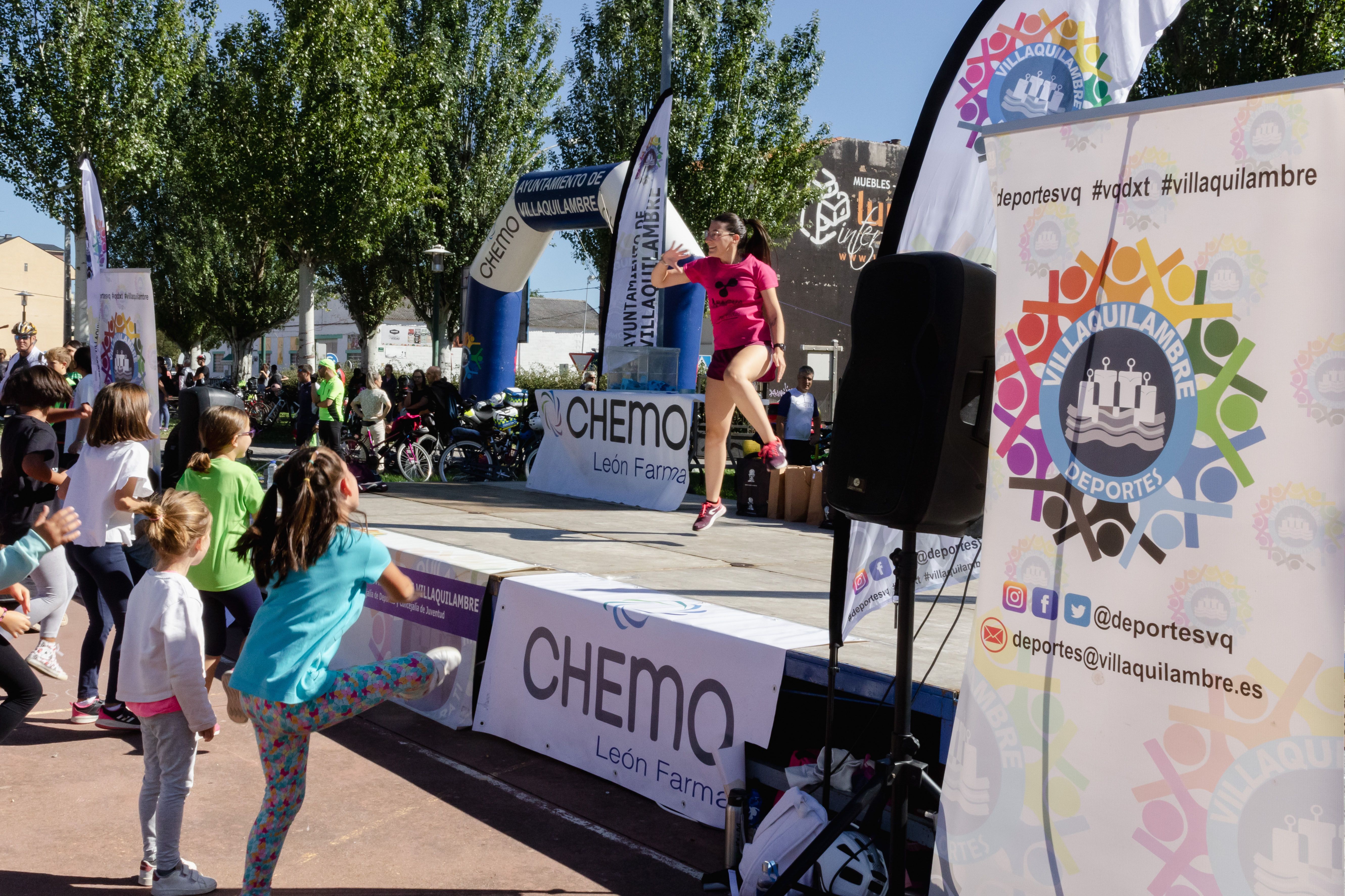 Master class de zumba celebrada en el XXI Día de la Bici de Villaquilambre. Noemí García