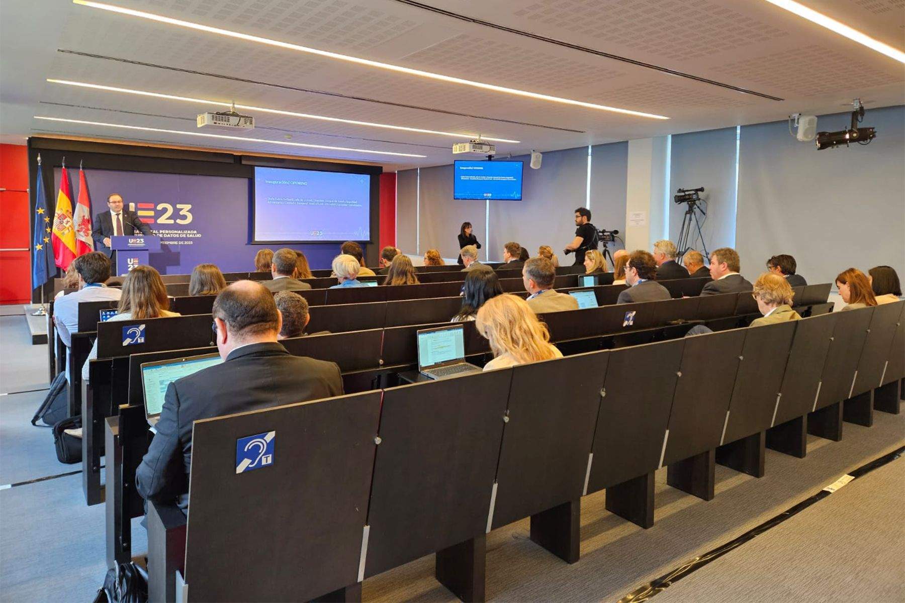 Félix Barrio durante la inauguración de la Reunión 'Asistencia Digital Personalizada y El Espacio Europeo de Datos de Salud' Félix Barrio durante la inauguración de la Reunión 'Asistencia Digital Personalizada y El Espacio Europeo de Datos de Salud'