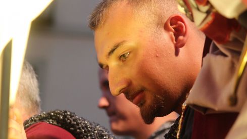 Teatralización del tributo de las 100 doncellas