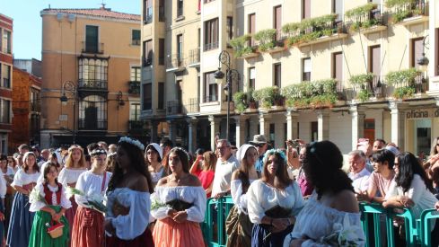 La celebración del Foro u Ofrenda con las Cantaderas