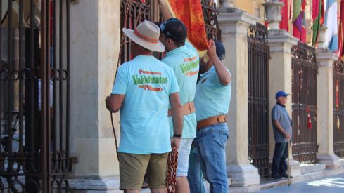La llegada de los pendones concejiles a la catedral