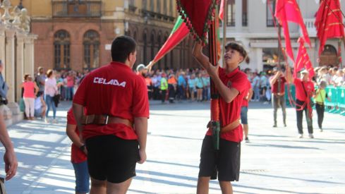 La llegada de los pendones concejiles a la catedral