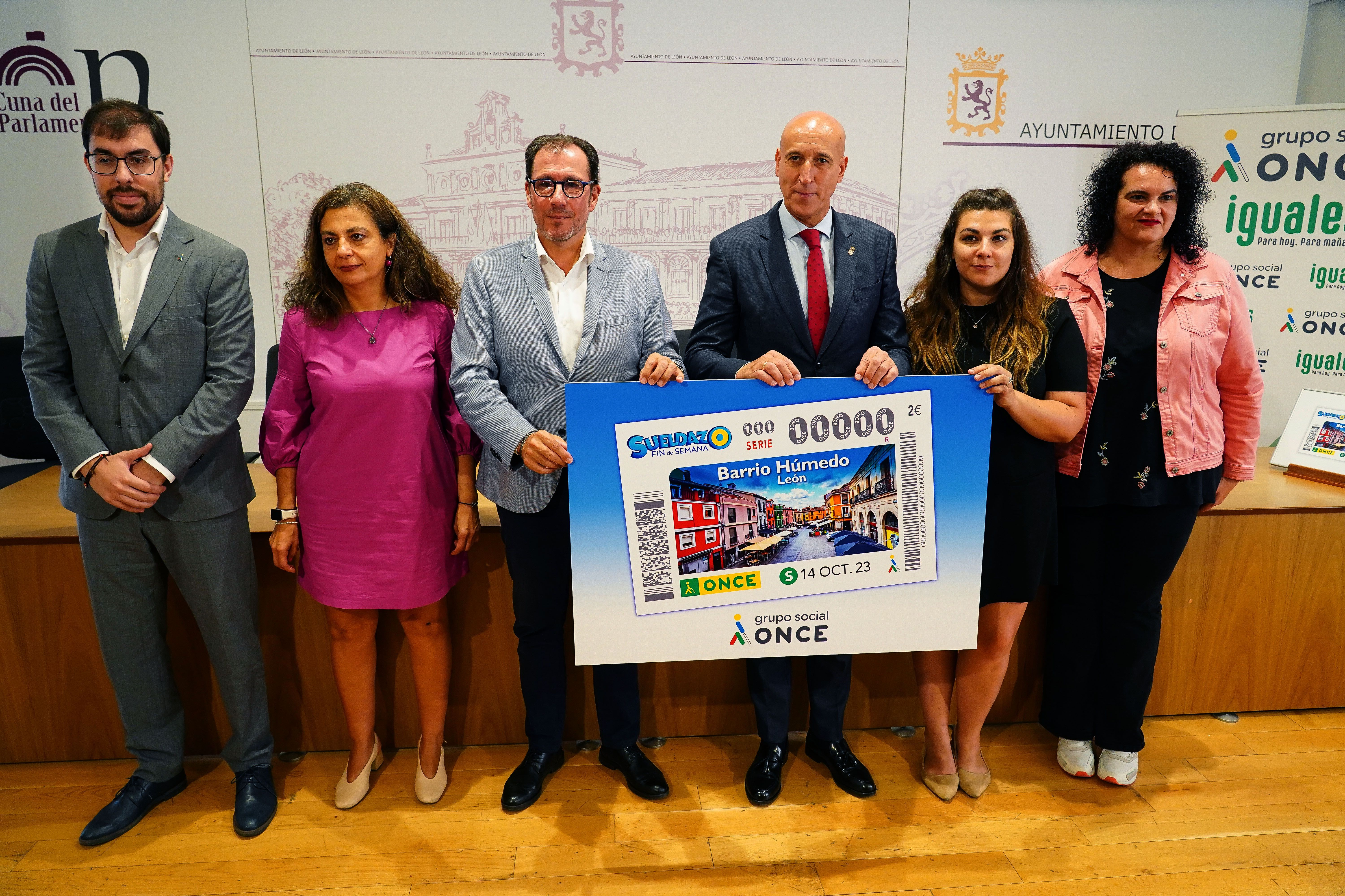 Presentación del cupón del Barrio Húmedo del Sueldazo de la ONCE