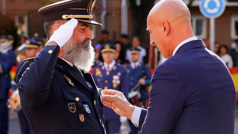 La Guardia Civil de León celebra la festividad de su patrona, la Virgen del Pilar