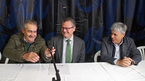  Visita las obras de la concentración parcelaria de Los Oteros. Foto ICAL