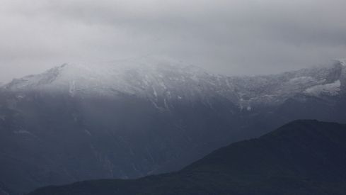 Primera nevada del otoño en La Cueta. Foto ICAL Primera nevada del otoño en La Cueta. Foto ICAL