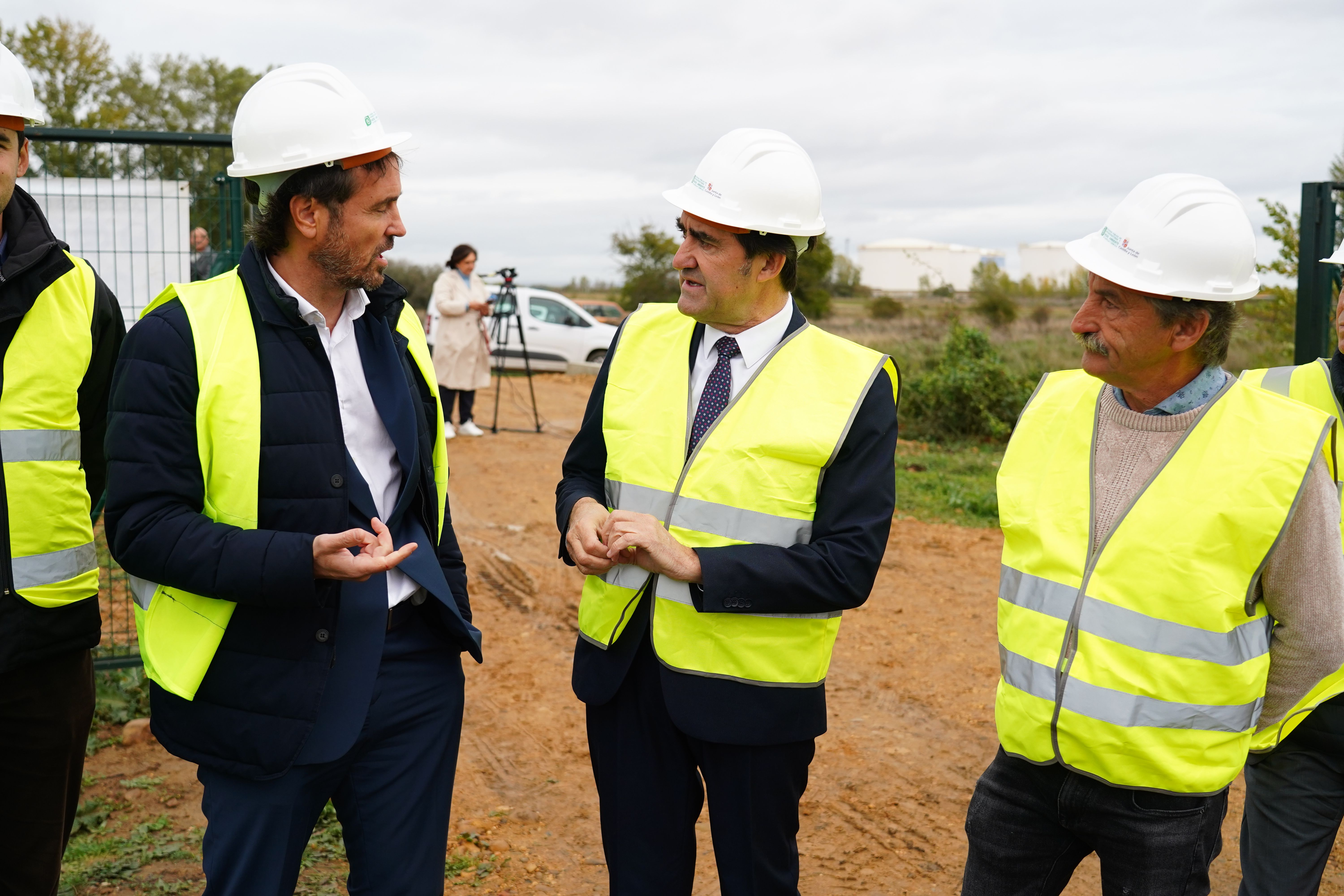 Visita de Suarez-Quiñones a la EDAR de Cembranos | Campillo (ICAL)