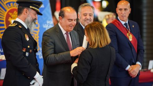 Entrega de insignias de la Policía Local en el día de San Marcelo, patrón del cuerpo | Campillo (ICAL) Entrega de insignias de la Policía Local en el día de San Marcelo, patrón del cuerpo | Campillo (ICAL)