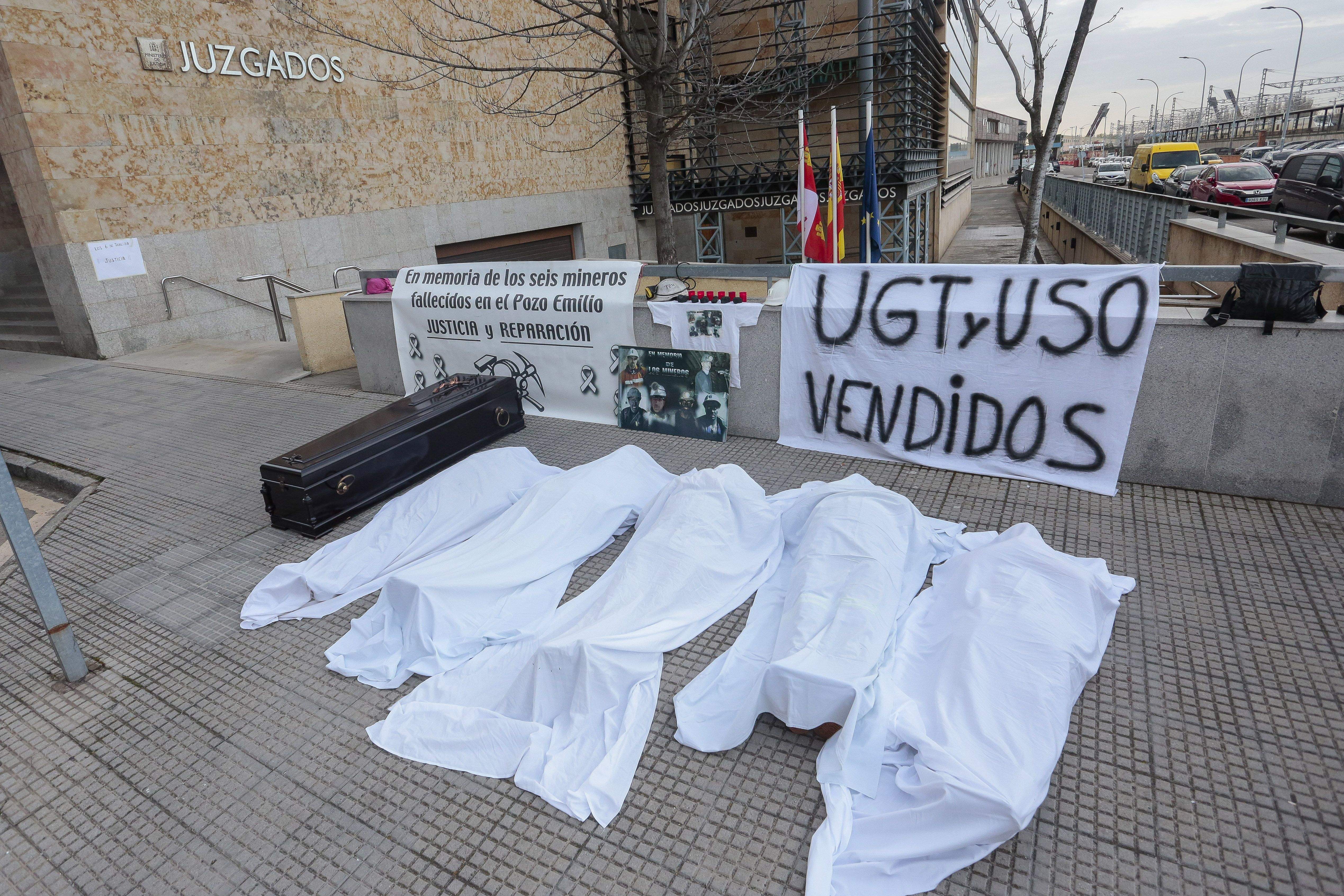 Sesión del jucio por el accidente en la HVL celebrado en marzo del 2023 | Peio García Sesión del jucio por el accidente en la HVL celebrado en marzo del 2023 | Peio García