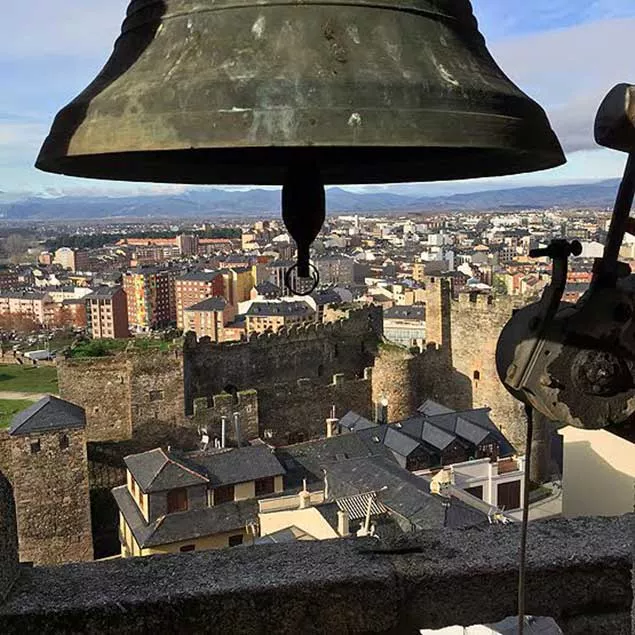 El mirador de la Torre de la Encina de Ponferrada y el museo de la basílica abrirán sus puertas a lo largo del mes de julio | Daniel Merino (InfoBierzo)