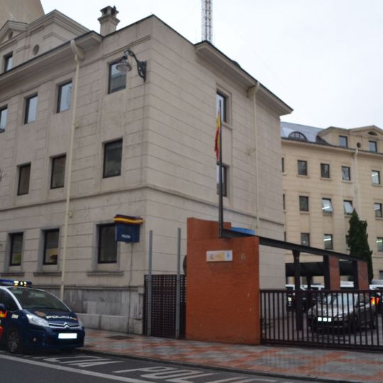 Comisaria de la Policía Nacional de León Comisaria de la Policía Nacional de León