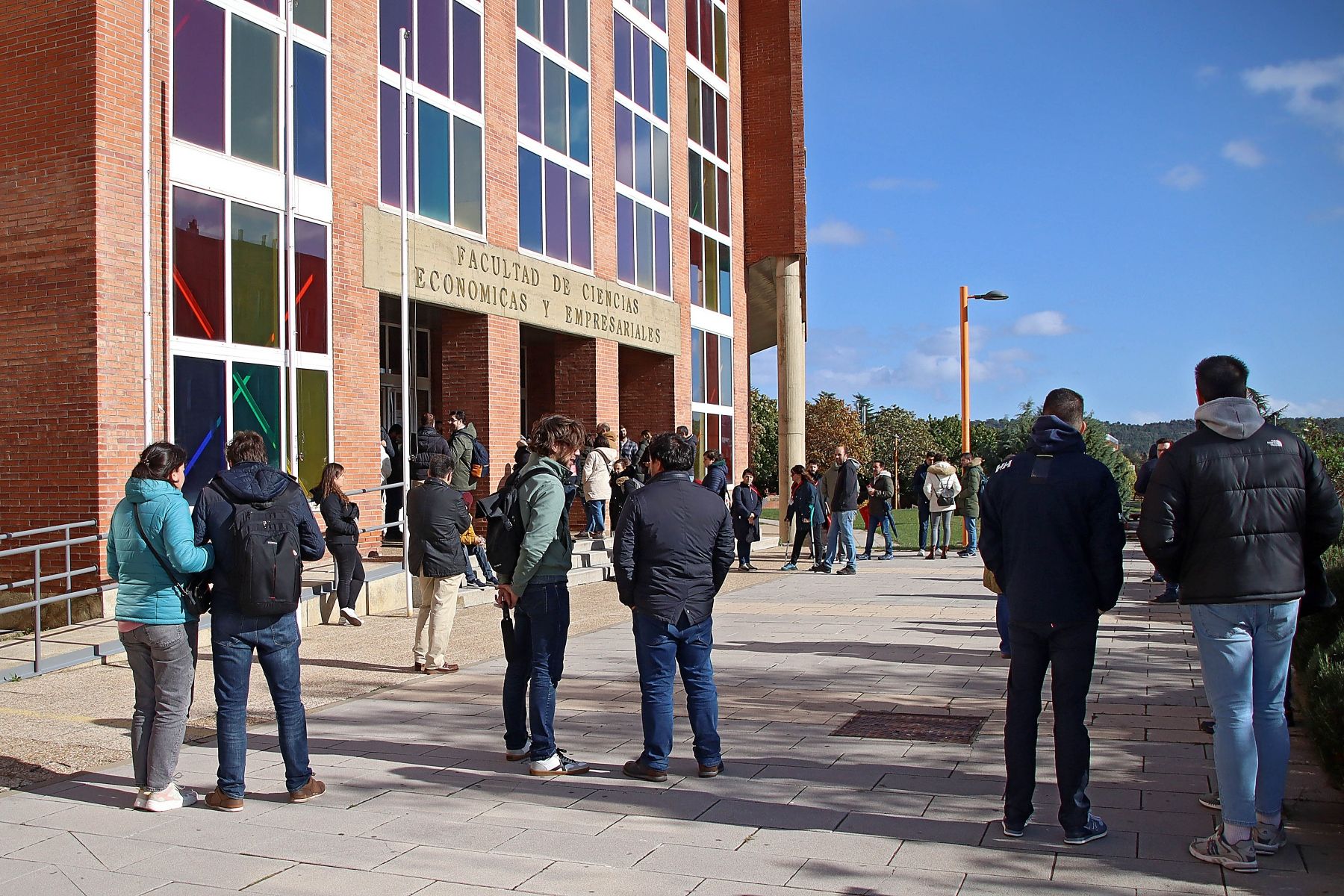  Facultad de Ciencias Económicas y Empresariales