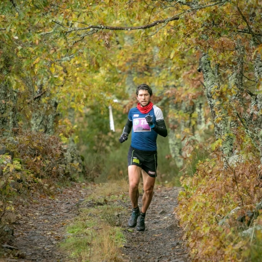 Un estudio pionero de la ULE analiza al campeón mundial de SkyMarathon Manuel Merillas