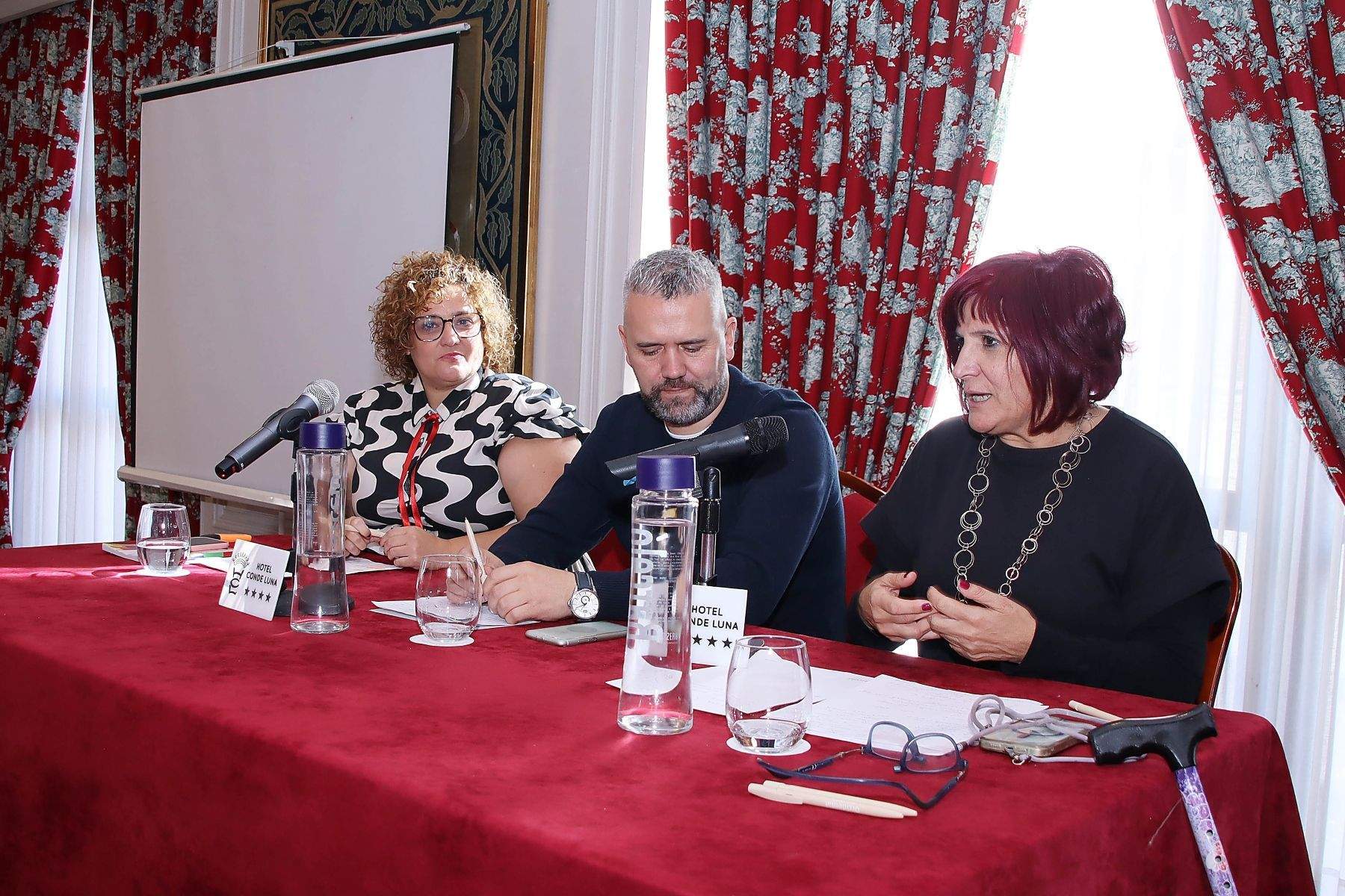 El vicesecretario general de Política Sindical Confederal de UGT, Fernando Luján, junto a Enrique Reguero, secretario provincial, y el secretario general de UGT en Castilla y León, Faustino Temprano El vicesecretario general de Política Sindical Confederal de UGT, Fernando Luján, junto a Enrique Reguero, secretario provincial, y el secretario general de UGT en Castilla y León, Faustino Temprano