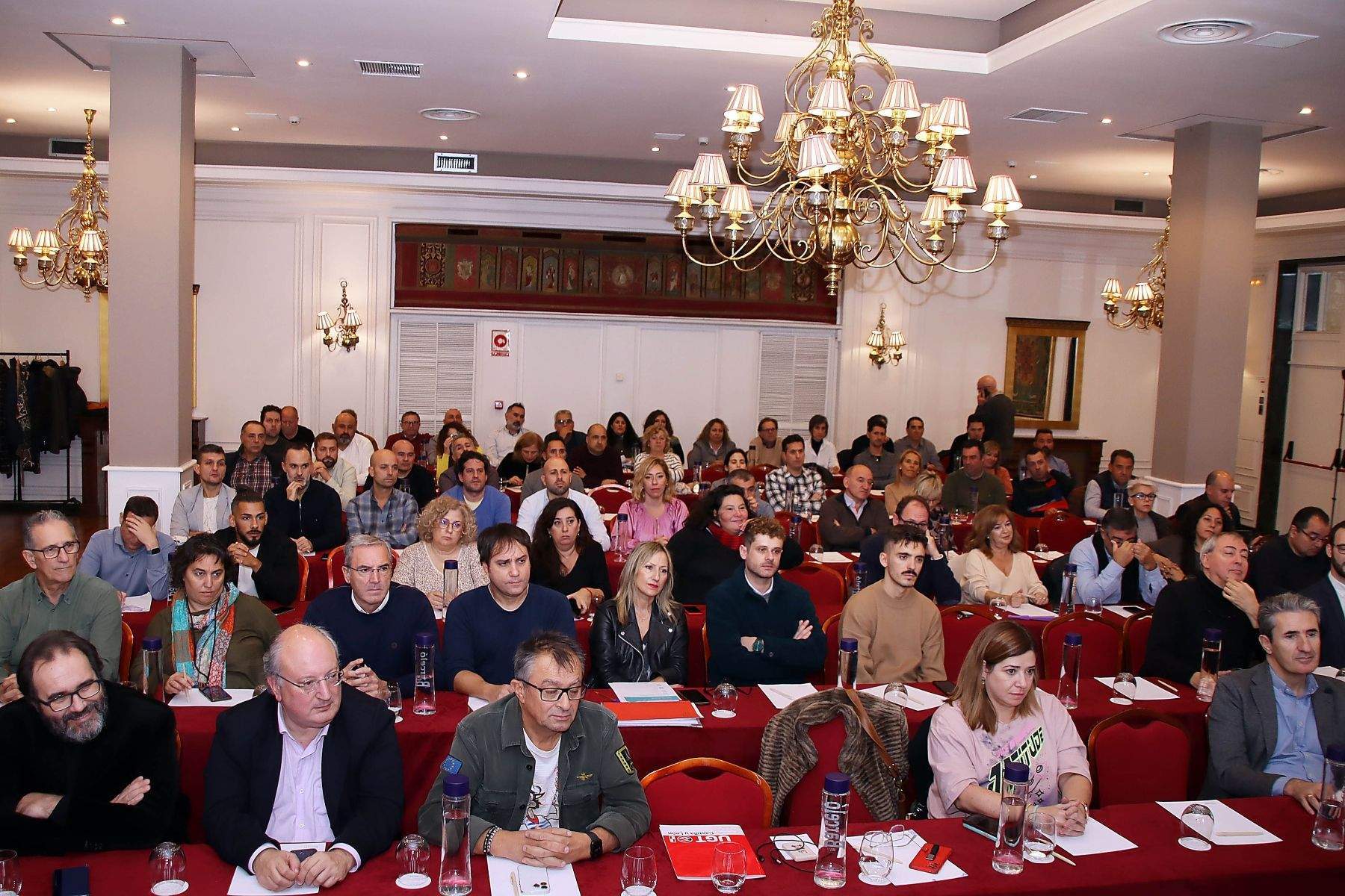 El vicesecretario general de Política Sindical Confederal de UGT, Fernando Luján, junto a Enrique Reguero, secretario provincial, y el secretario general de UGT en Castilla y León, Faustino Temprano El vicesecretario general de Política Sindical Confederal de UGT, Fernando Luján, junto a Enrique Reguero, secretario provincial, y el secretario general de UGT en Castilla y León, Faustino Temprano