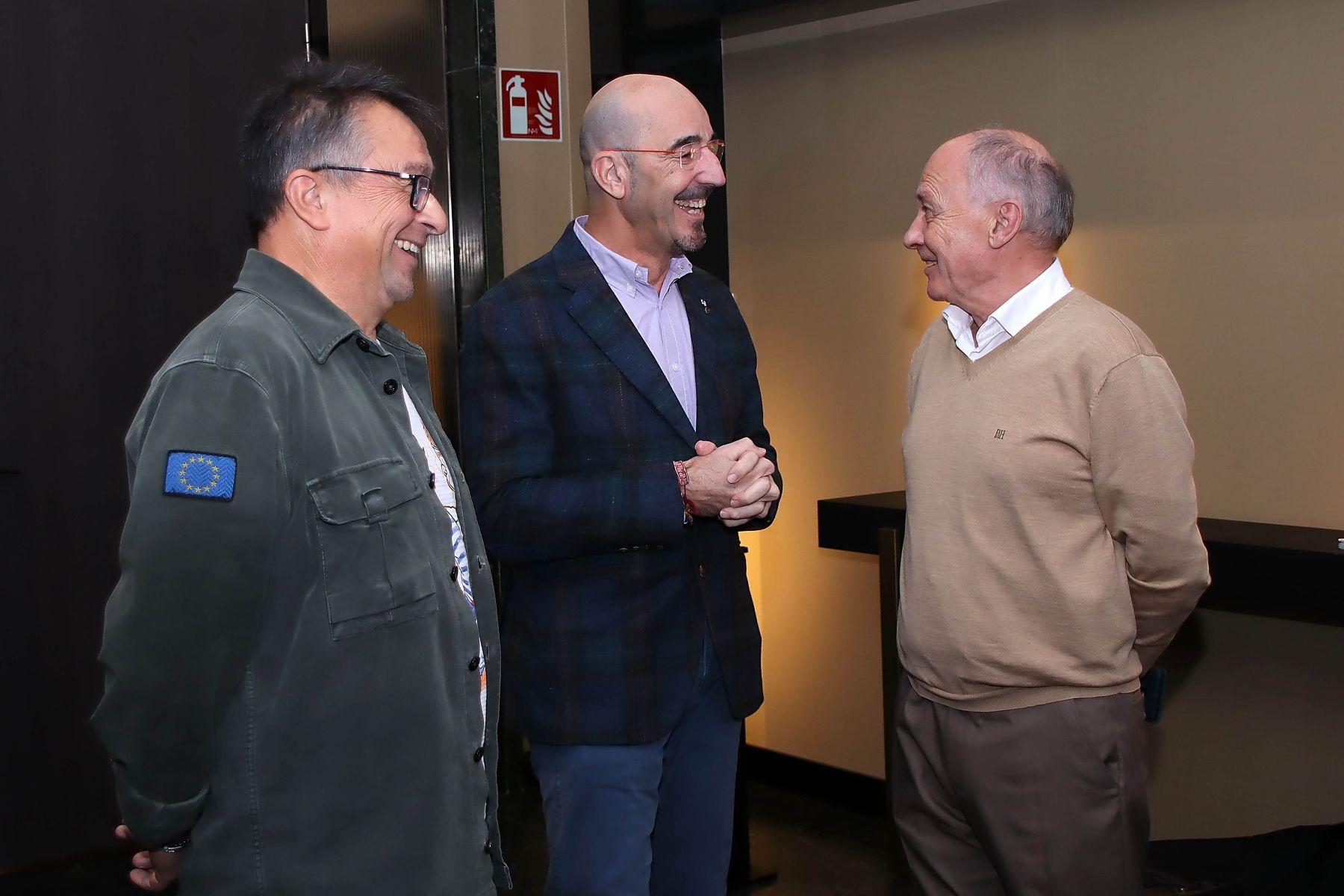 El vicesecretario general de Política Sindical Confederal de UGT, Fernando Luján, junto a Enrique Reguero, secretario provincial, y el secretario general de UGT en Castilla y León, Faustino Temprano. El vicesecretario general de Política Sindical Confederal de UGT, Fernando Luján, junto a Enrique Reguero, secretario provincial, y el secretario general de UGT en Castilla y León, Faustino Temprano.