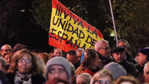 Concentración en León contra la amnistía frente a la sede del PSOE Concentración en León contra la amnistía frente a la sede del PSOE
