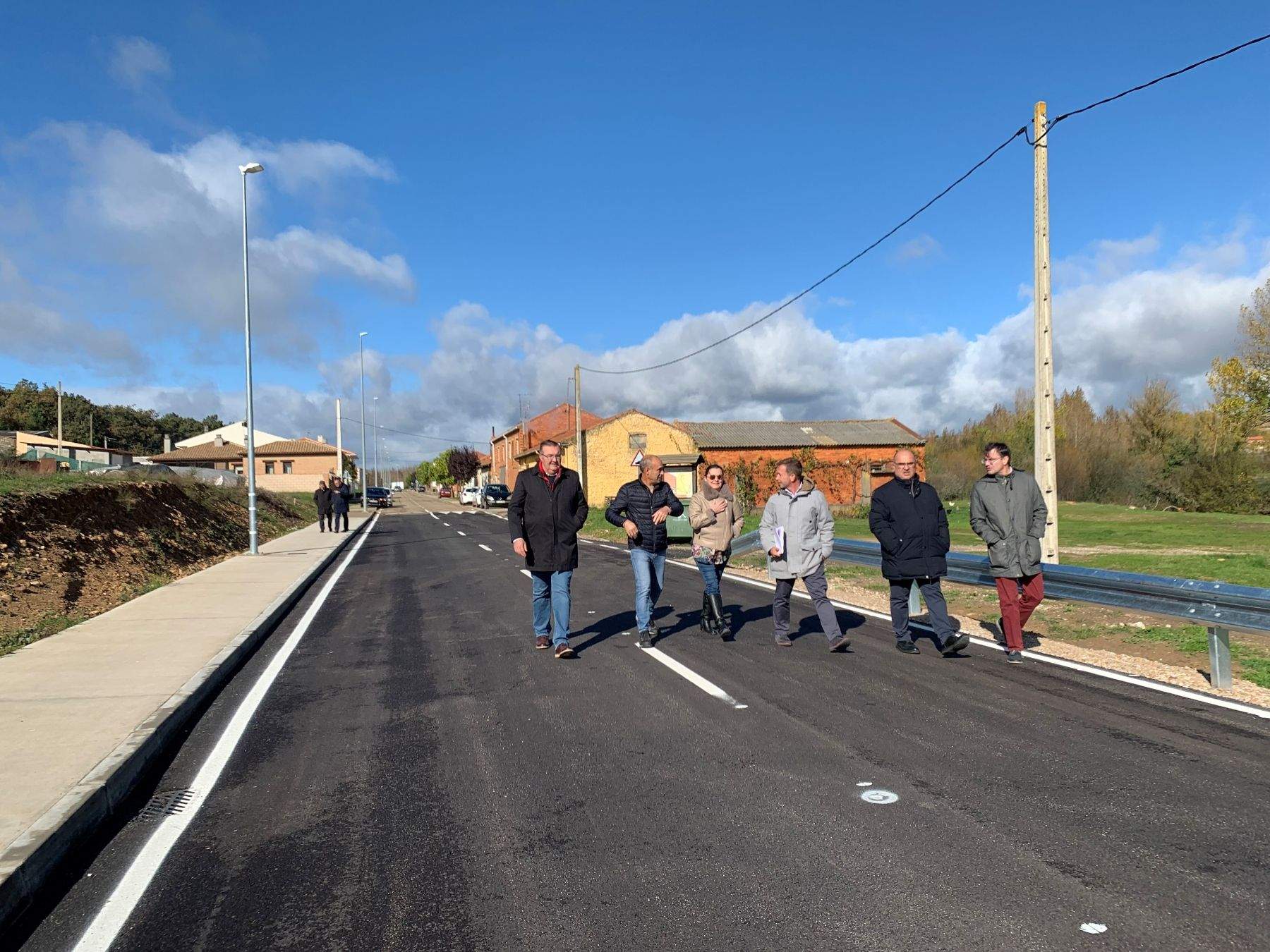Finalizan las obras en la carretera LE-5418 que conecta las localidades de Riofrío y Ferreras con San Feliz de las Lavanderas Finalizan las obras en la carretera LE-5418 que conecta las localidades de Riofrío y Ferreras con San Feliz de las Lavanderas