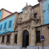 Audiencia Provincial de León | Multa de 3.000 euros por omisión de socorro tras la caída mortal de un joven en una vivienda okupada de León