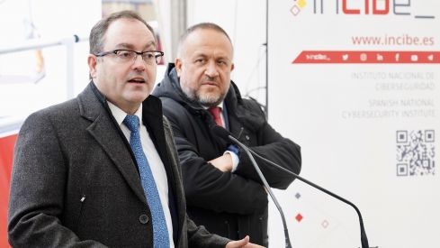 Presentación 'Experiencia INCIBE' en la Robla | Campillo (ICAL) Presentación 'Experiencia INCIBE' en la Robla | Campillo (ICAL)