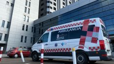 Ambulancia | Atropellan a un ciclista en la calle Juan Madrazo de León