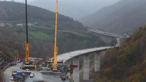 Así avanzan las obras de reconstrucción del viaducto O Castro de la autovía A6 en sentido Madrid