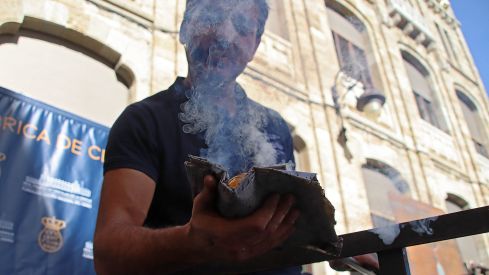 Soplado de vidrio en la Catedral de León | Peio García (ICAL)