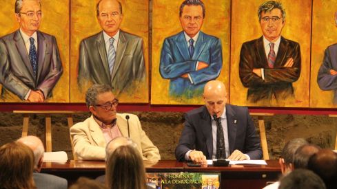 Colección ‘Homenaje a la democracia. Alcaldes de León desde 1979-2023’