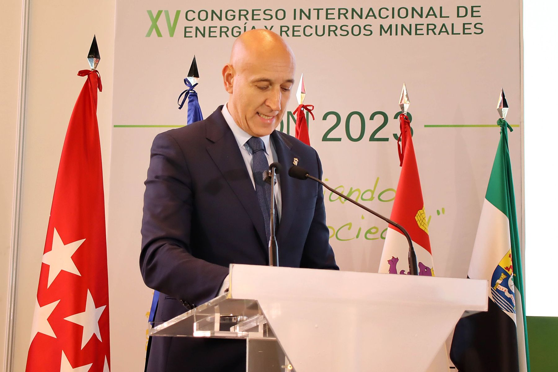  El XV Congreso Internacional de Energía y Minas fue inaugurado con la presencia del alcalde de León, José Antonio Diez