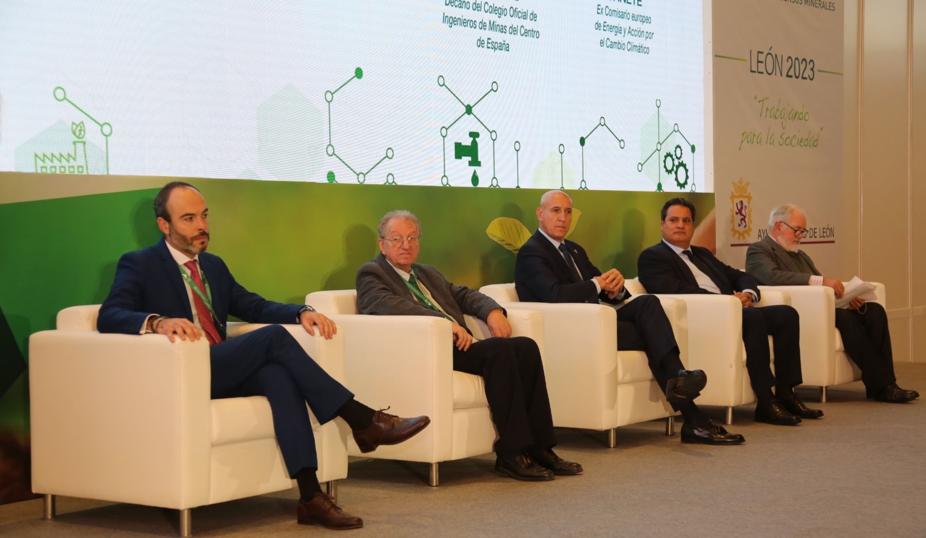 El XV Congreso Internacional de Energía y Minas fue inaugurado con la presencia del alcalde de León, José Antonio Diez