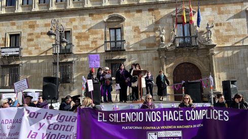 Manifestación  por el Día Internacional de la Eliminación de la Violencia contra la Mujer 