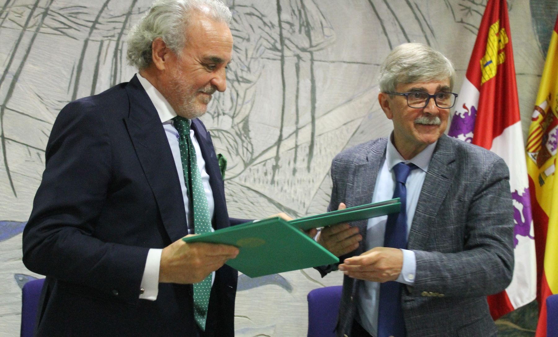 La Universidad de León y Reolum han suscrito un acuerdo marco centrado en el desarrollo sostenible y las futuras iniciativas de investigación