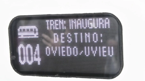 Viaje inaugural de la Variante de Pajares. Salida del tren desde Madrid