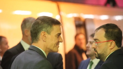 Llega a León el tren inaugural de la Variante de Pajares (5)