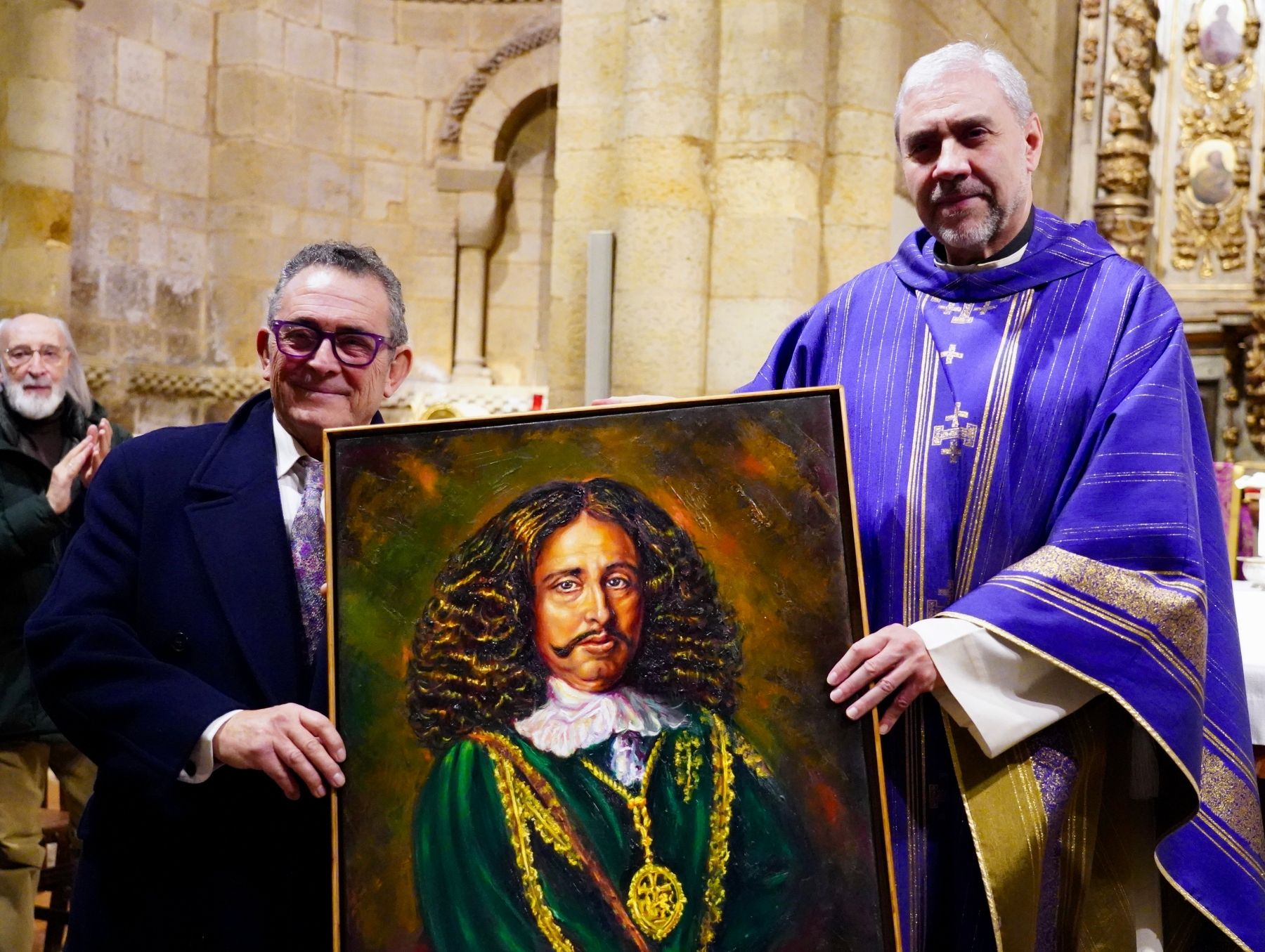  Ceremonia de entrega de dos obras pictóricas por parte del artista Luis Zotes a la Parroquia de Nuestra Señora del Mercado.