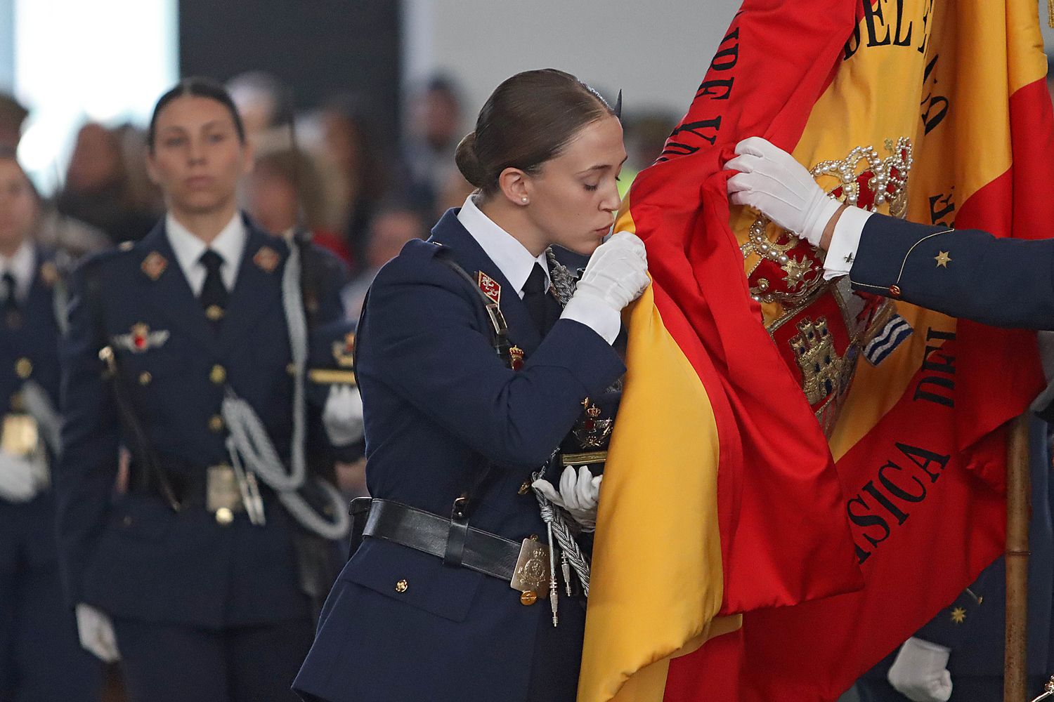 Jura de Bandera en la Academia Básica del Aire de la Virgen del Camino