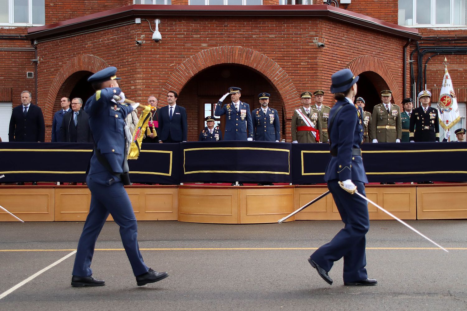 Jura de Bandera en la Academia Básica del Aire de la Virgen del Camino | Peio García (ICAL)